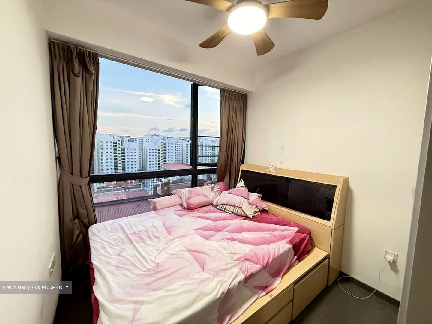 Waterbay (D19), Condominium #581228471